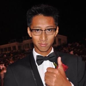 Meet your Posher, Dominic